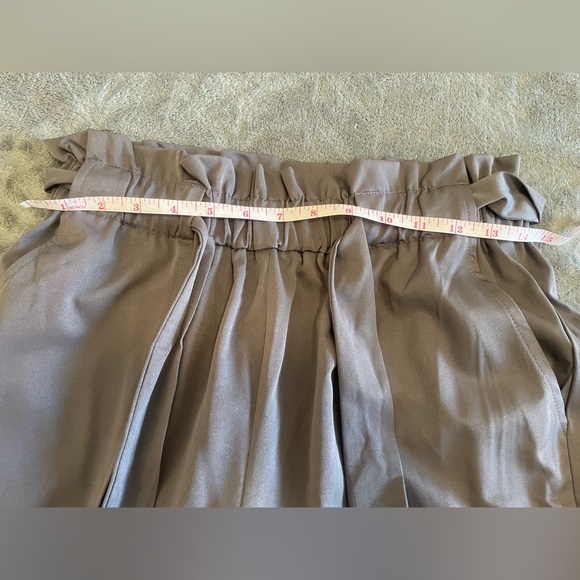2/$25 🎉 ROOM SERVICE paperbag waist pants, like new! - Picture 6 of 8